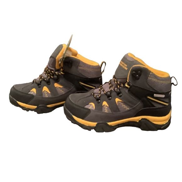 Mountain Warehouse Rapid Kids waterproof boots NWT 4
